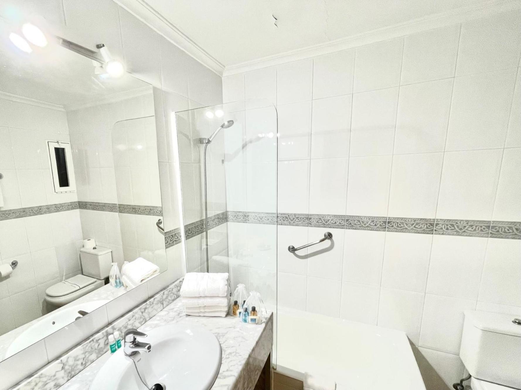 Apartamentos Ulia Benidorm Eksteriør billede